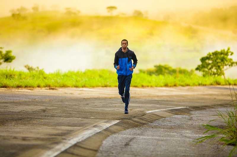 image of man running to depict Seclot mobile app