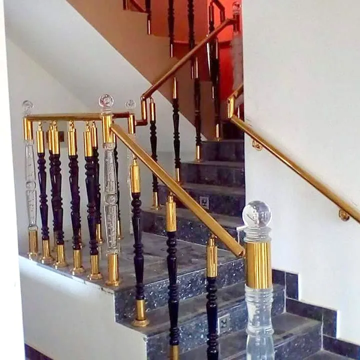 Titilade Railings - Smepeaks