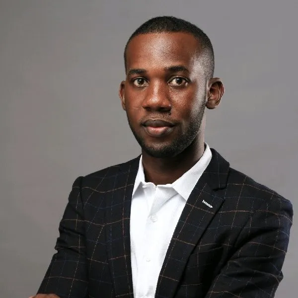 Tochukwu Egesi (Speaker MessedUp!) - Smepeaks