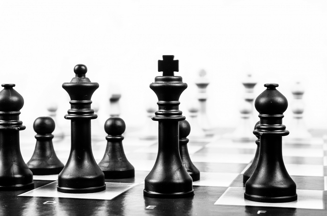 chess explaining positions startup team