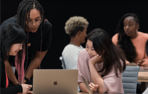  Female founder or developer? Apply for the Apple Entrepreneur Camp to scale beyond limits